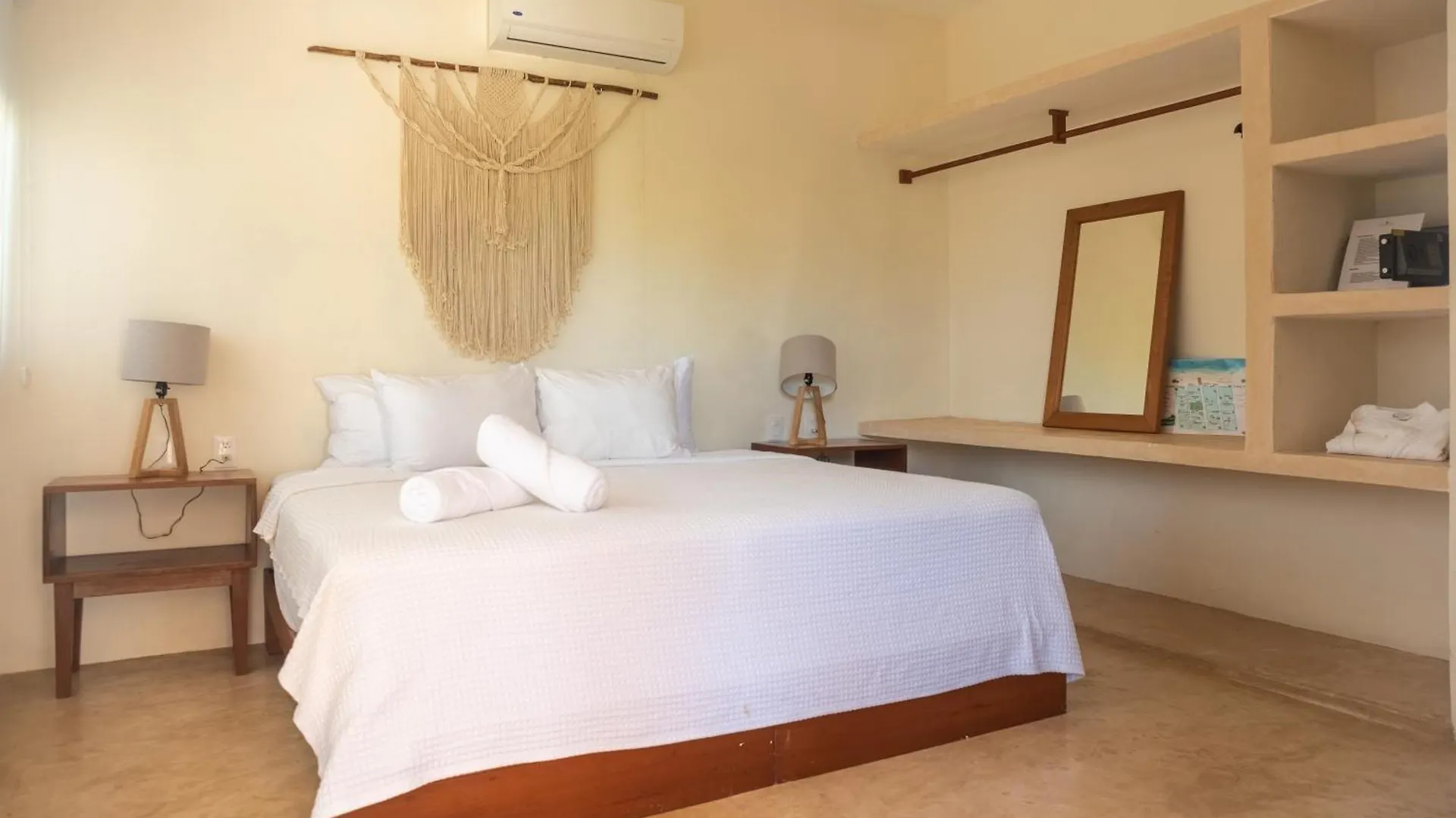 Shankara Holbox