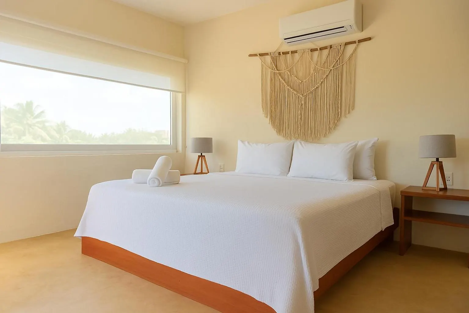 Apartment Shankara Holbox